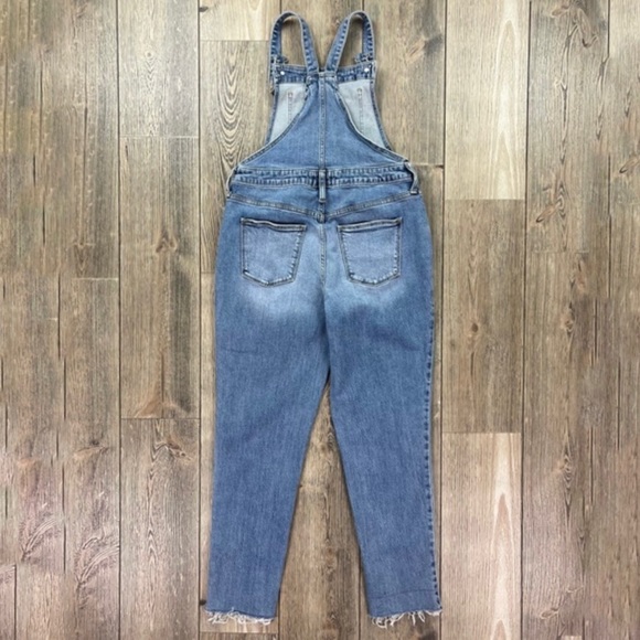SOLD! Universal Thread Denim Overalls - Picture 6 of 12